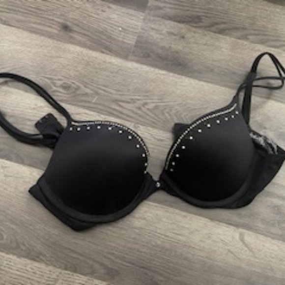 Victorias Secret 34 B push up bra - Picture 1 of 3